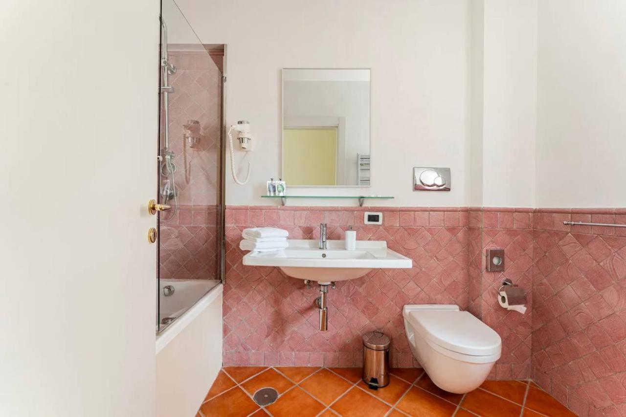 Fori Imperiali Luxe Mansion Hotel Roma Ngoại thất bức ảnh