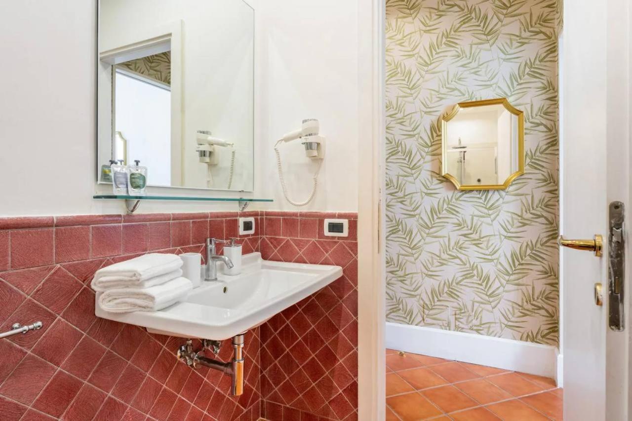 Fori Imperiali Luxe Mansion Hotel Roma Ngoại thất bức ảnh